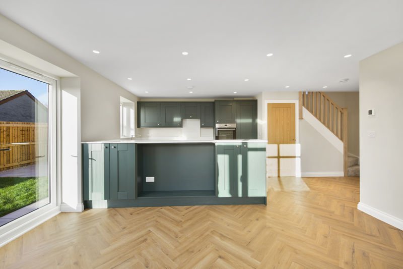 Compass Crescent Old Whittington